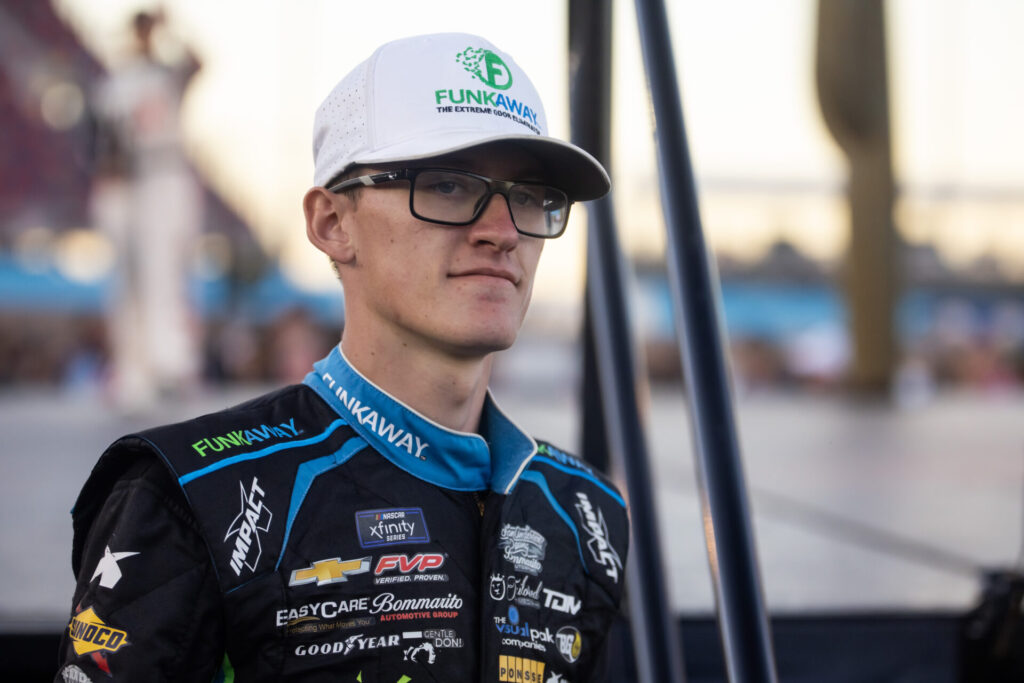 NASCAR Xfinity: NASCAR Xfinity Series Championship – EasySportz