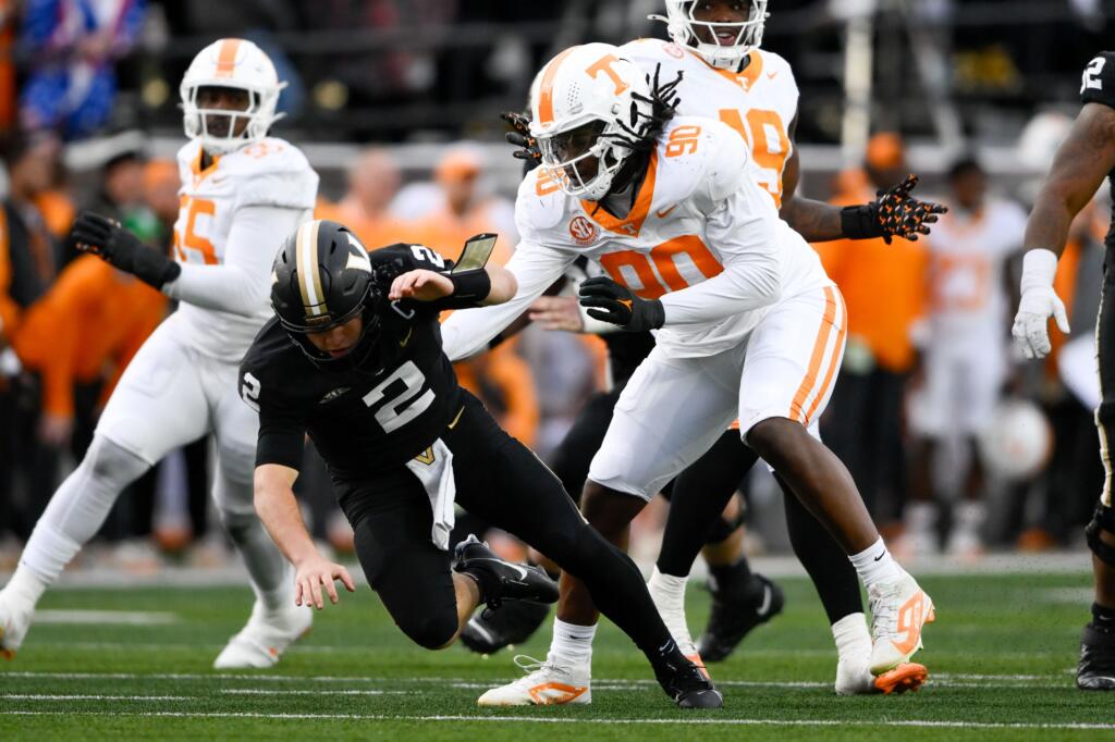 NCAA Football Tennessee at Vanderbilt - EasySportz