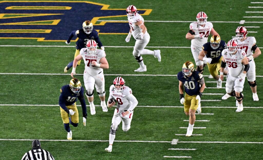 NCAA Football CFP National Playoff First Round-Indiana at Notre Dame - EasySportz