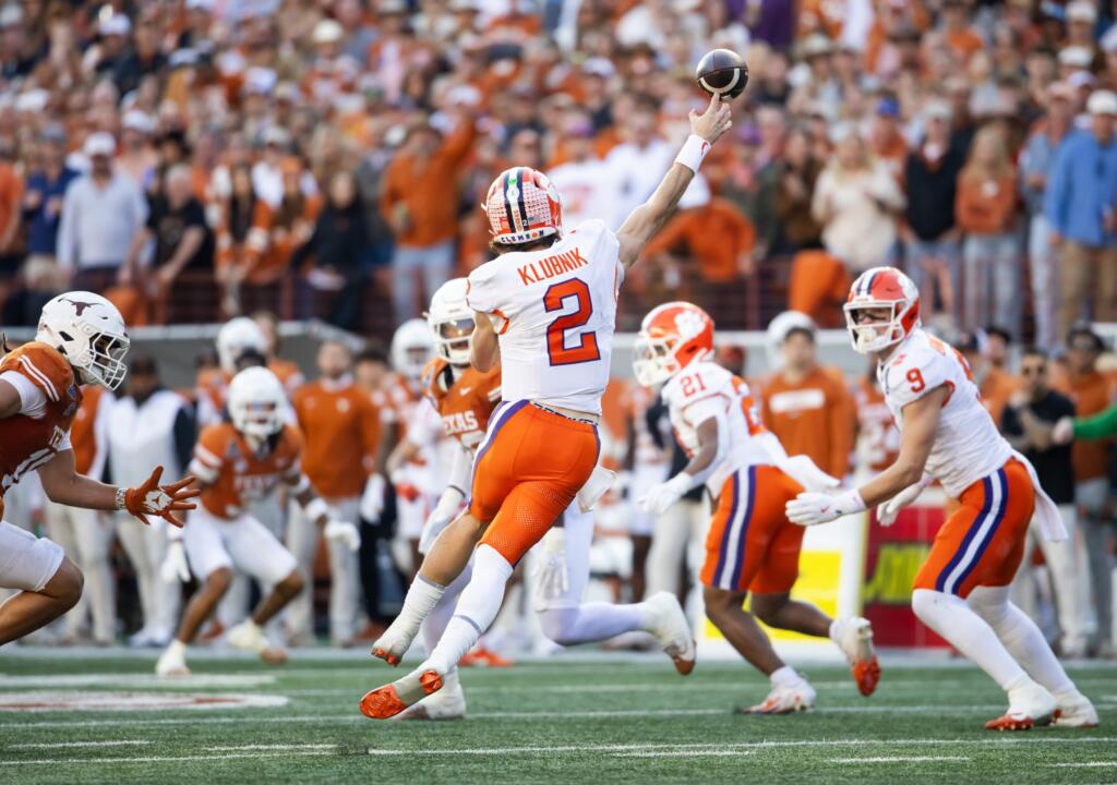 NCAA Football CFP National Playoff First Round-Clemson at Texas - EasySportz
