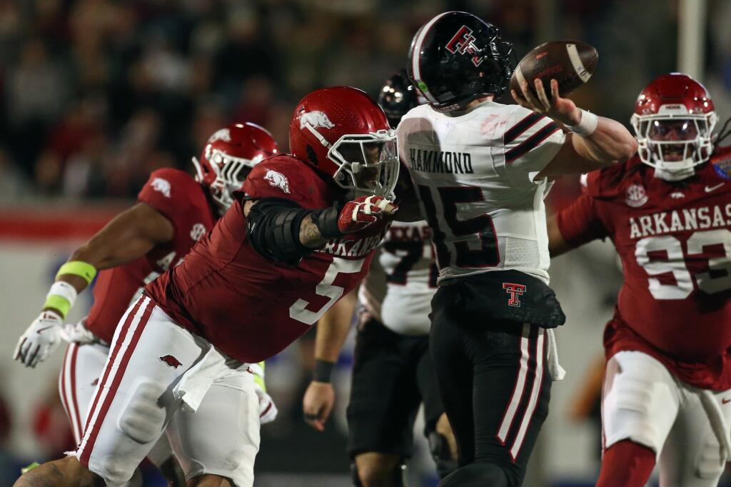 NCAA Football Liberty Bowl-Texas Tech at Arkansas – EasySportz