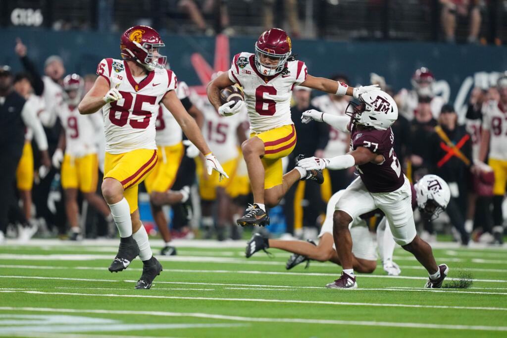 NCAA Football Las Vegas Bowl-Texas AM at Southern California - EasySportz