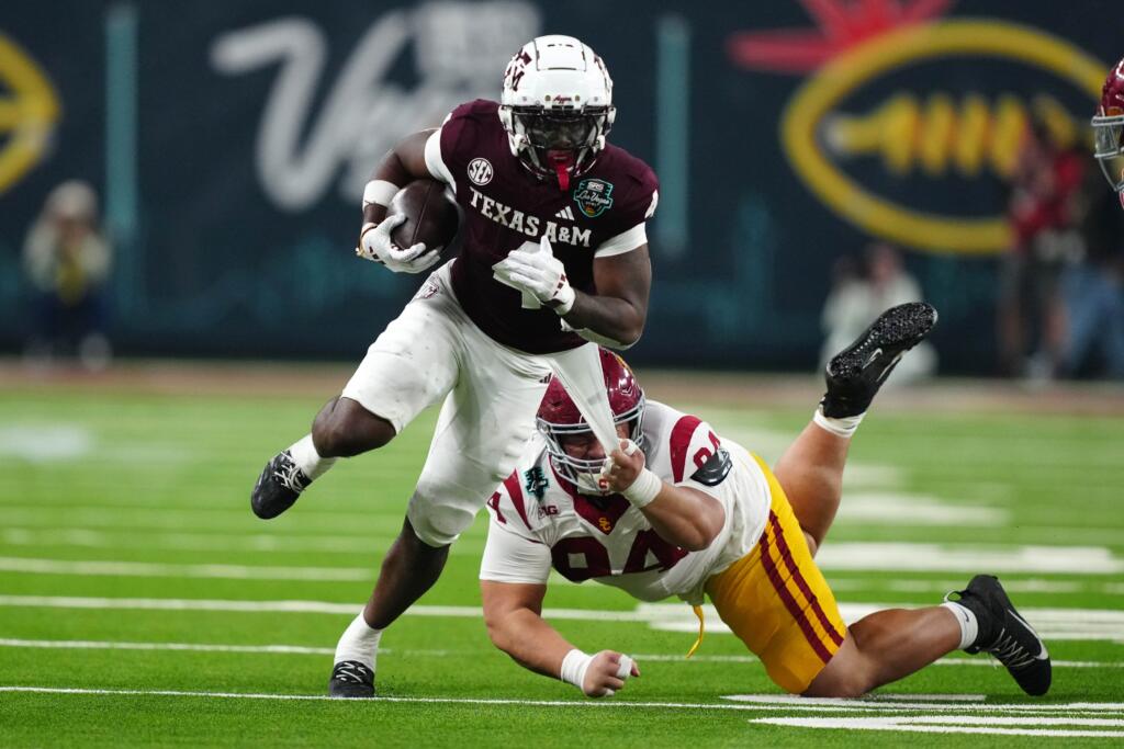 NCAA Football Las Vegas Bowl-Texas AM at Southern California - EasySportz