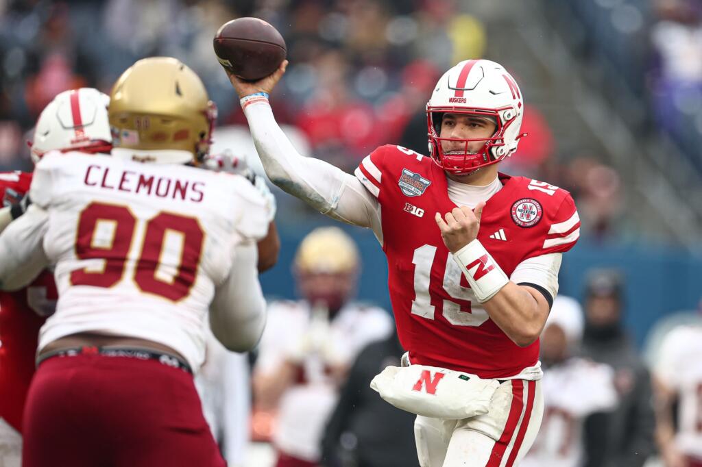 NCAA Football Pinstripe Bowl-Boston College at Nebraska - EasySportz
