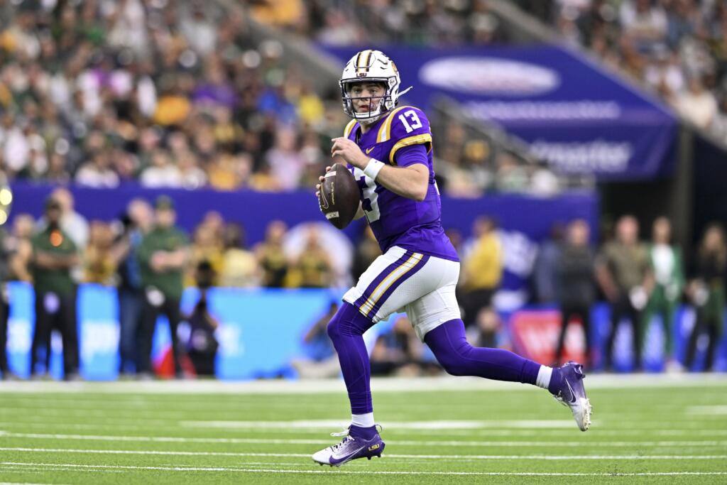 NCAA Football Texas Bowl-Baylor at Louisiana State - EasySportz