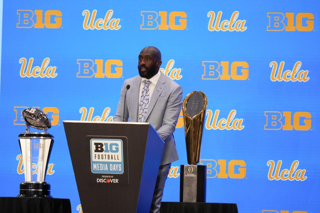 NCAA Football Big Ten Media Days - EasySportz
