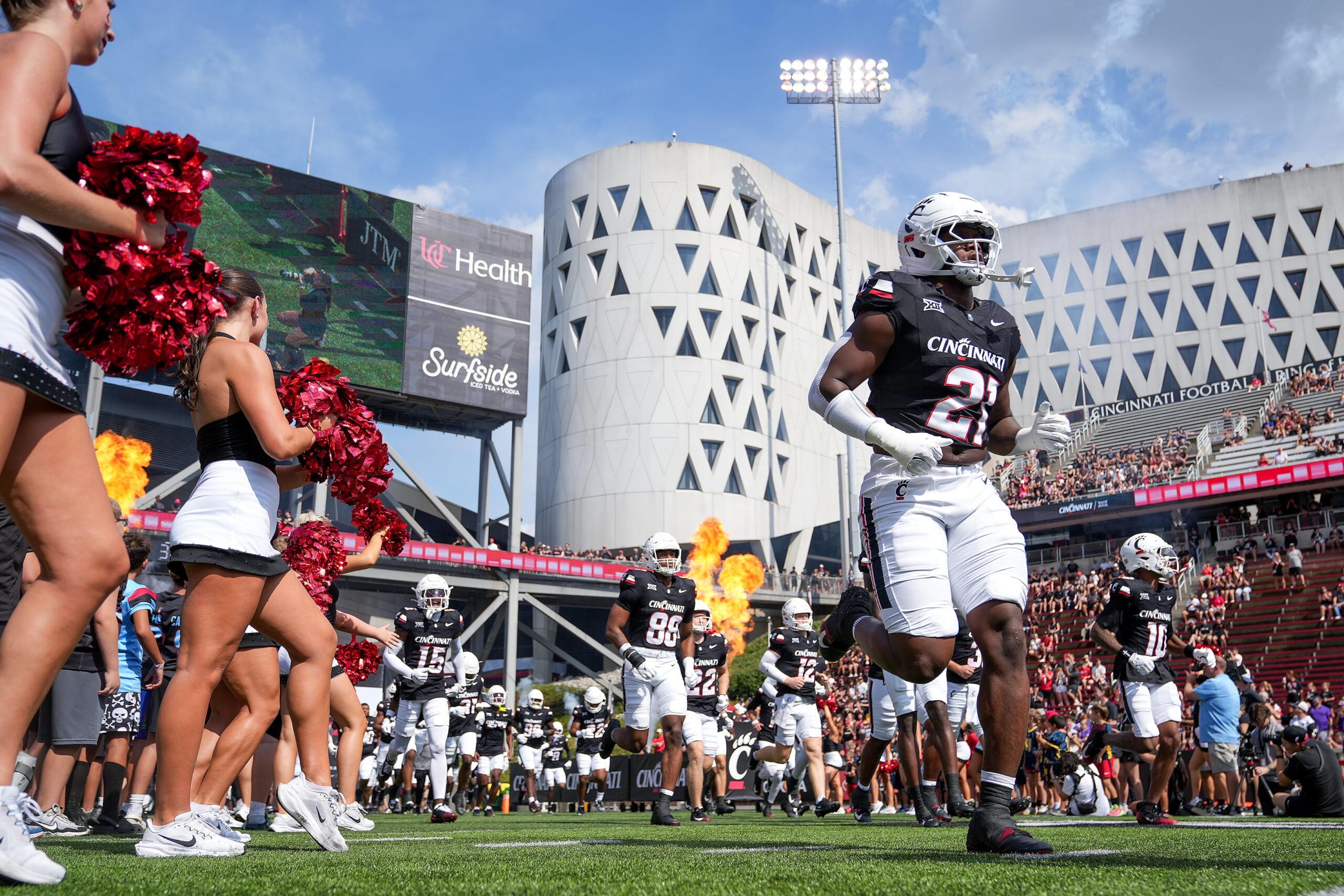 - Cincinnati Bearcats. 