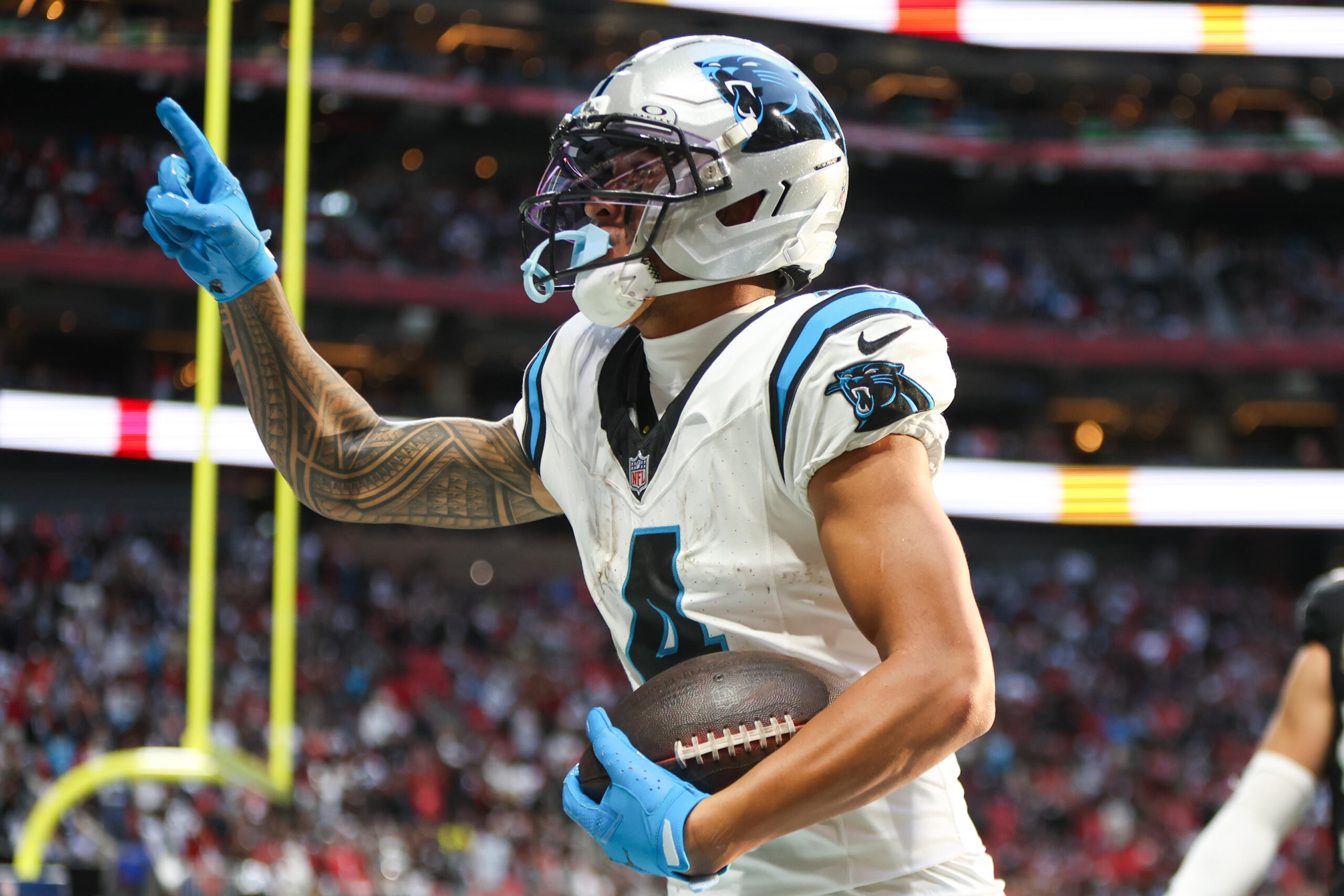 Nfl Carolina Panthers at Atlanta Falcons - Easysportz -