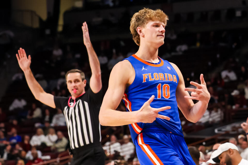 Ncaa Basketball Florida at South Carolina - Easysportz -