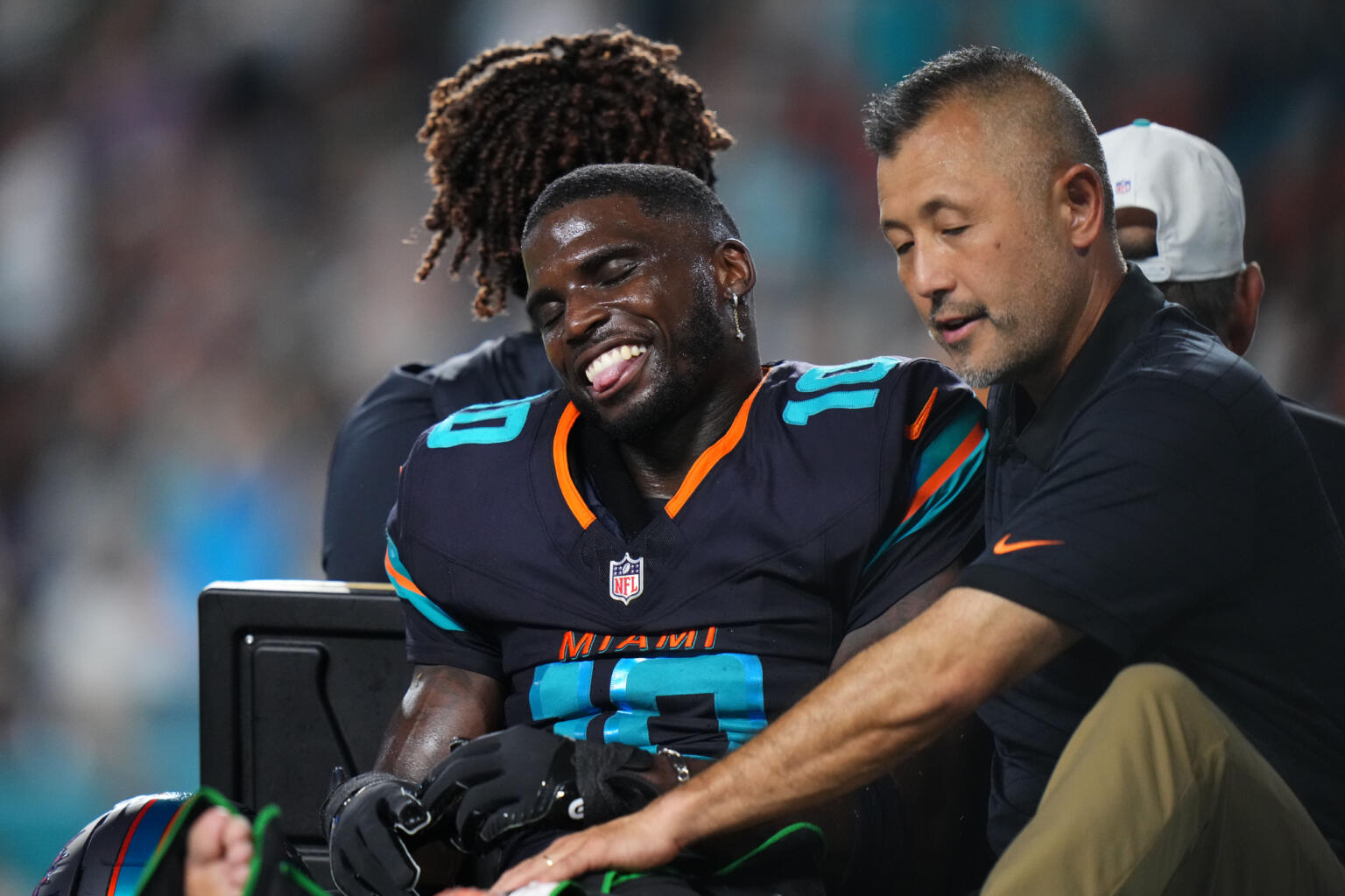 Dolphins Release Tyreek Hill Following Knee Injury and Major Cap Move ...