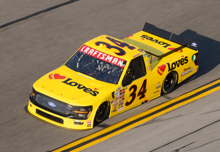 Nascar Truck Series - Practice - Easysportz - St. Pete.