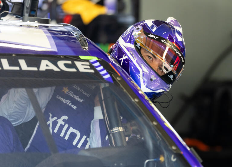 Nascar Cup Practice - Easysportz - Bubba.