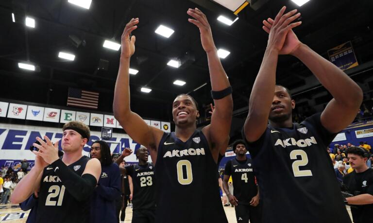 Syndication Akron Beacon Journal - Easysportz - Akron.