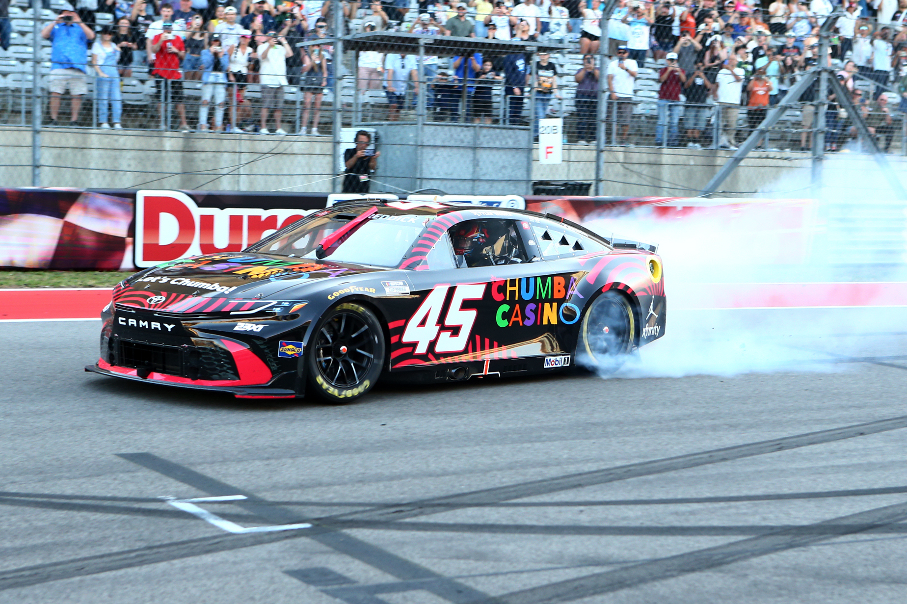 Nascar Nascar Cup Series Race at Cota - Easysportz - NASCAR.