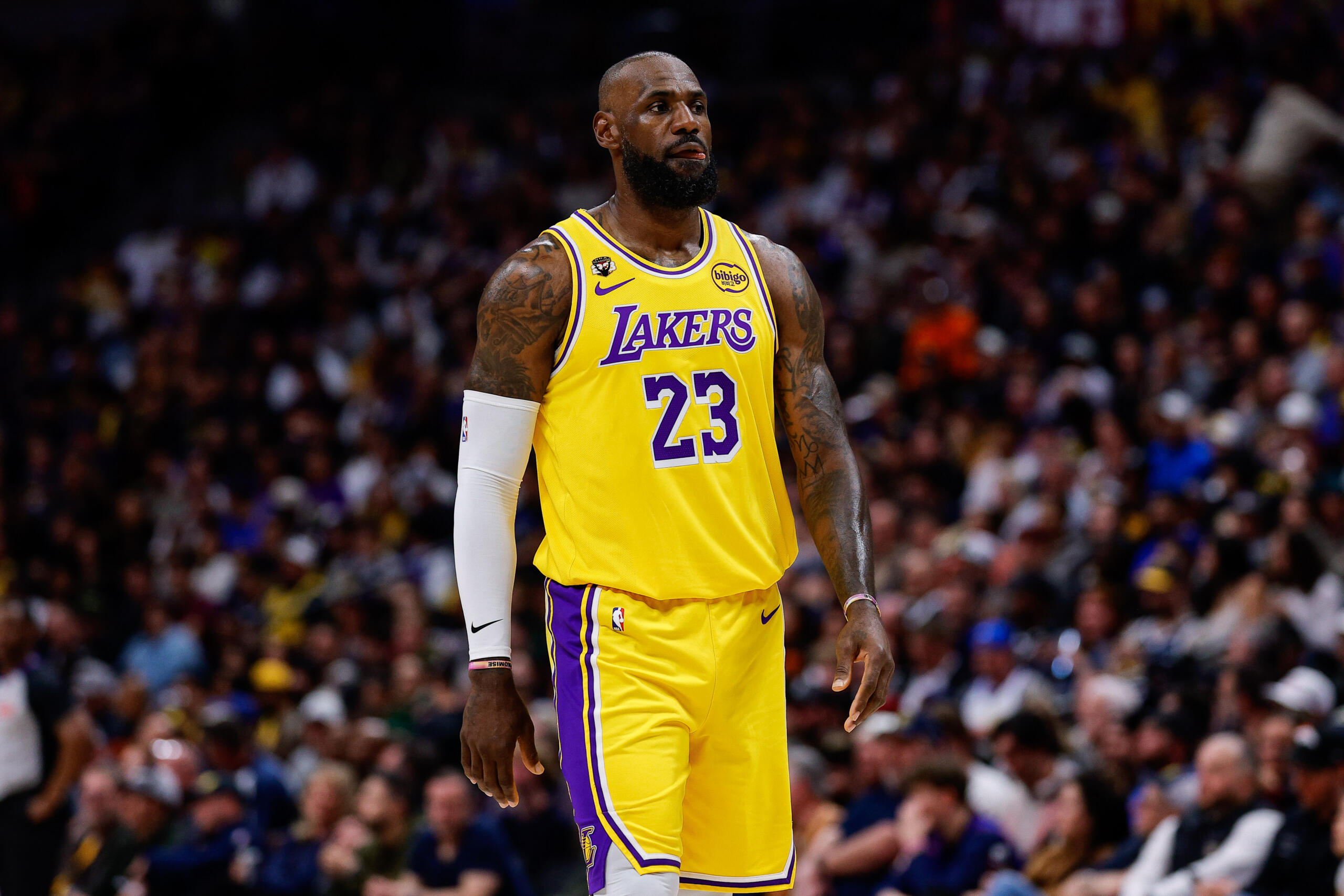 Nba Los Angeles Lakers at Denver Nuggets - Easysportz -