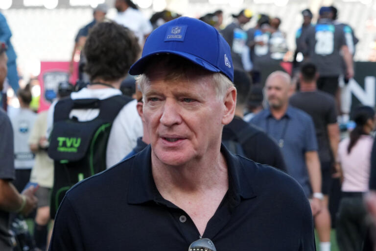 Football Fanatics Flag Football Classic - Easysportz -