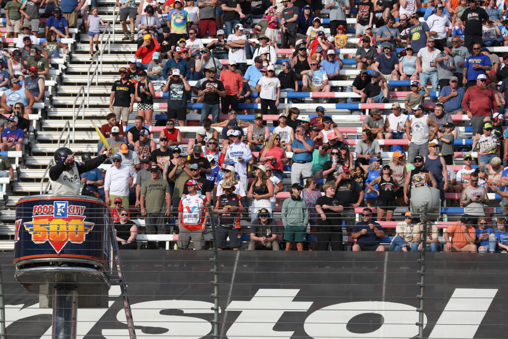 Nascar Food City 500 - Easysportz - Bristol.