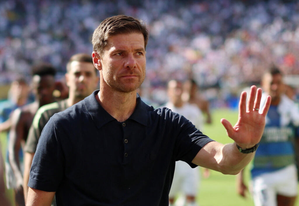 Soccer Fifa Club World Cup 2025-semifinal-paris Saint-germain at Real Madrid Cf - Easysportz - 5 Reasons Why Alonso’s Chelsea Move Matters to Real Fans
