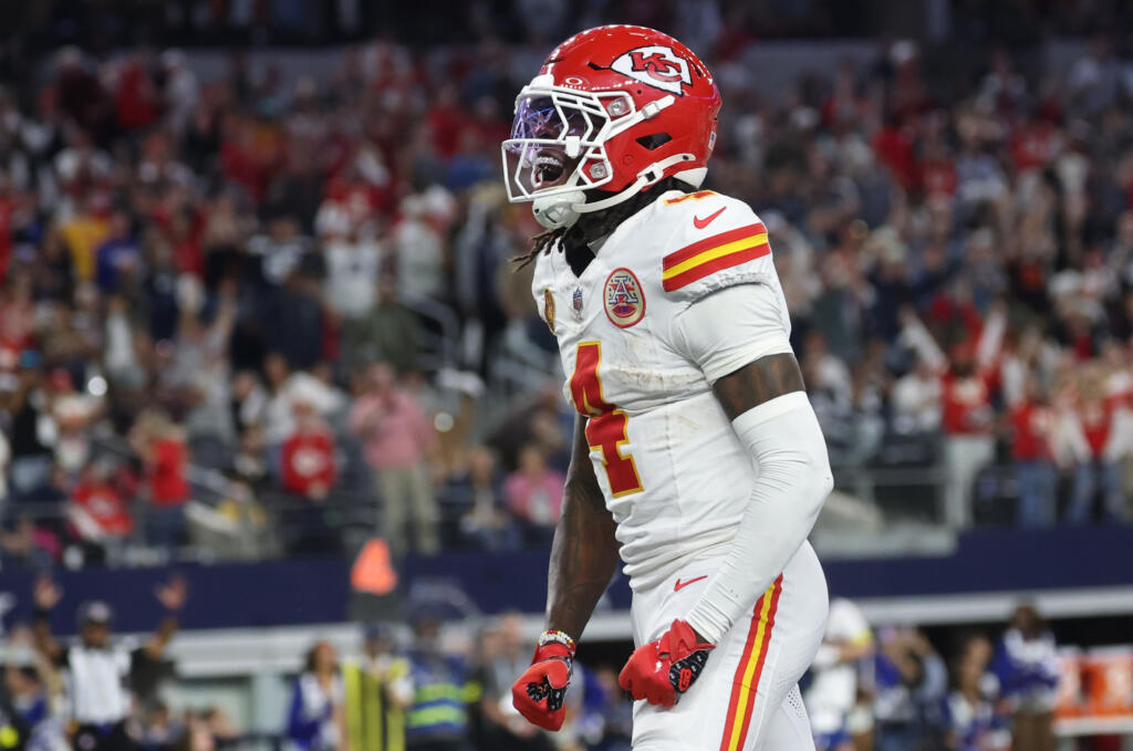 Rice's Knee Surgery Hits Chiefs' Season After Jail Sentence
