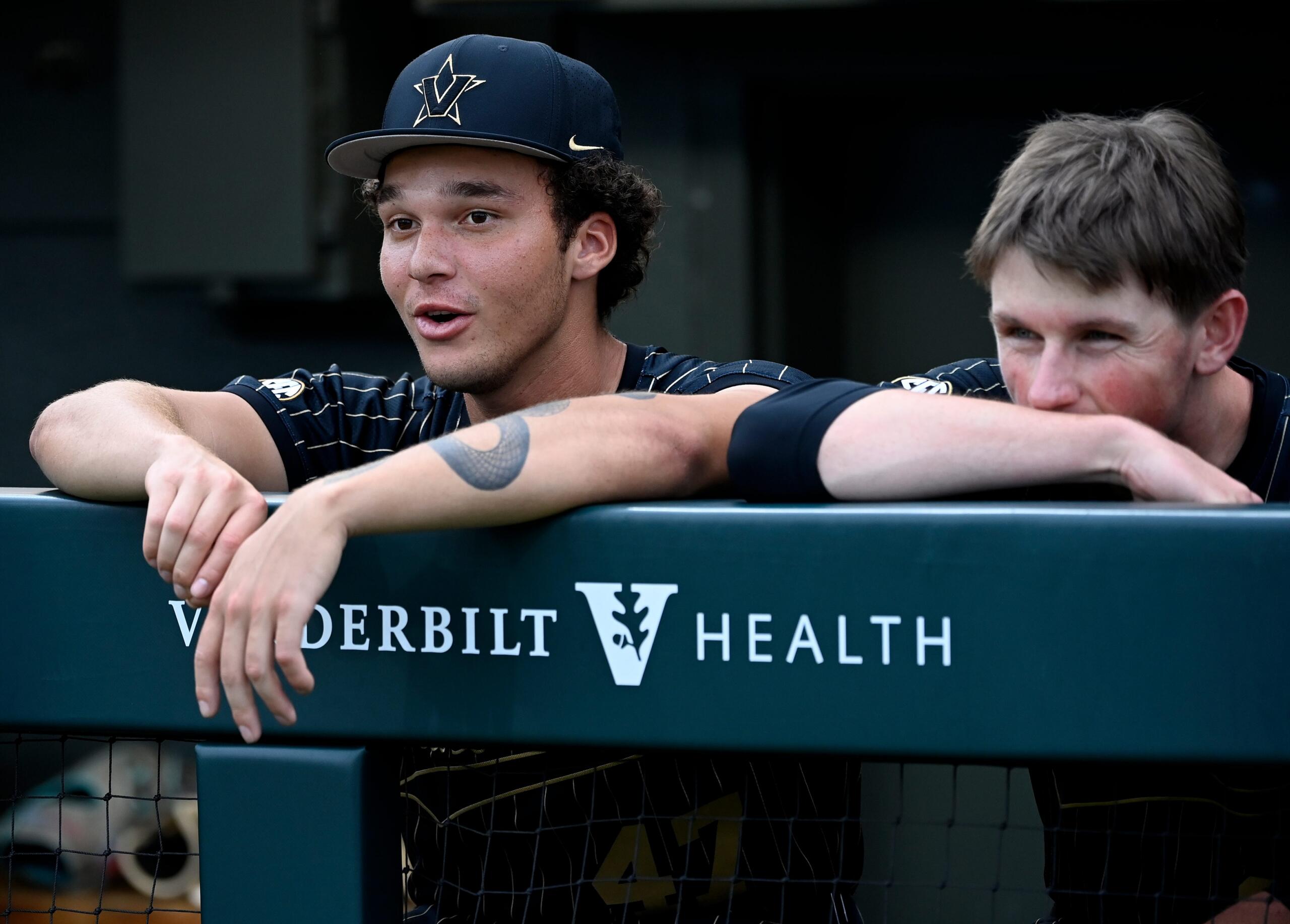 - Vandy.