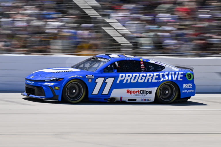 Nascar Wurth 400 Presented by Liqui Moly - Easysportz - Denny Hamlin.