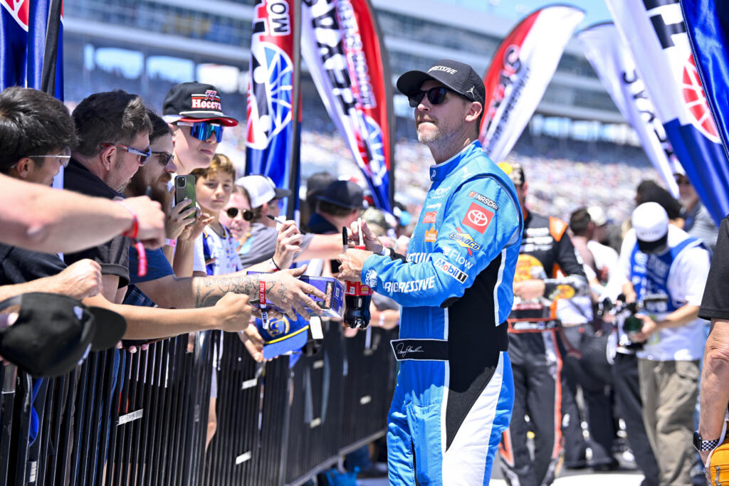 Nascar Wurth 400 Presented by Liqui Moly - Easysportz - Denny Hamlin.