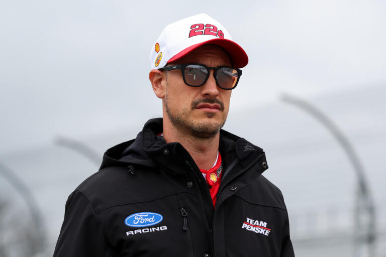Nascar Cup Practice Qualifying - Easysportz - Joey Logano.