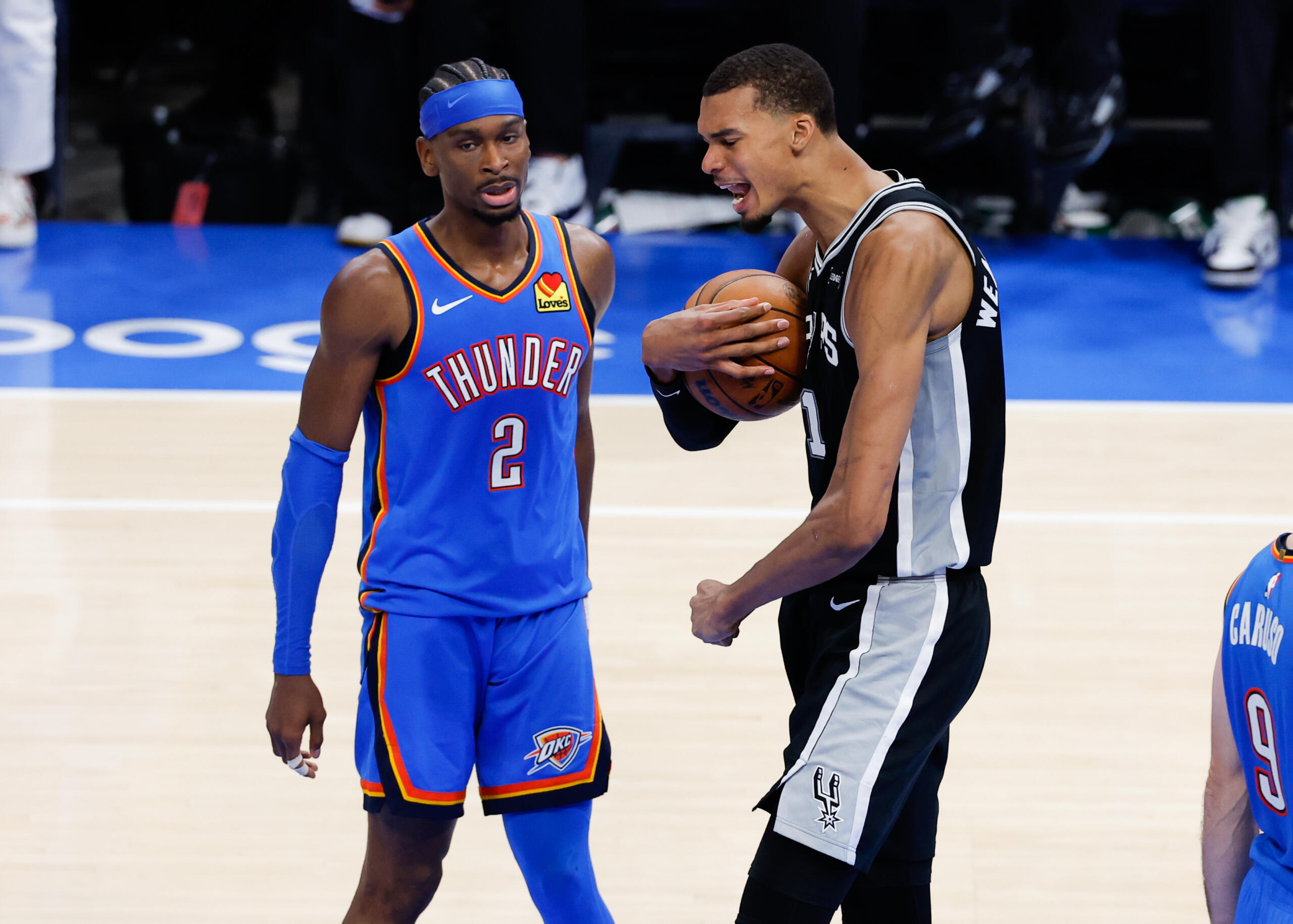 Nba Playoffs-san Antonio Spurs at Oklahoma City Thunder - Easysportz -
