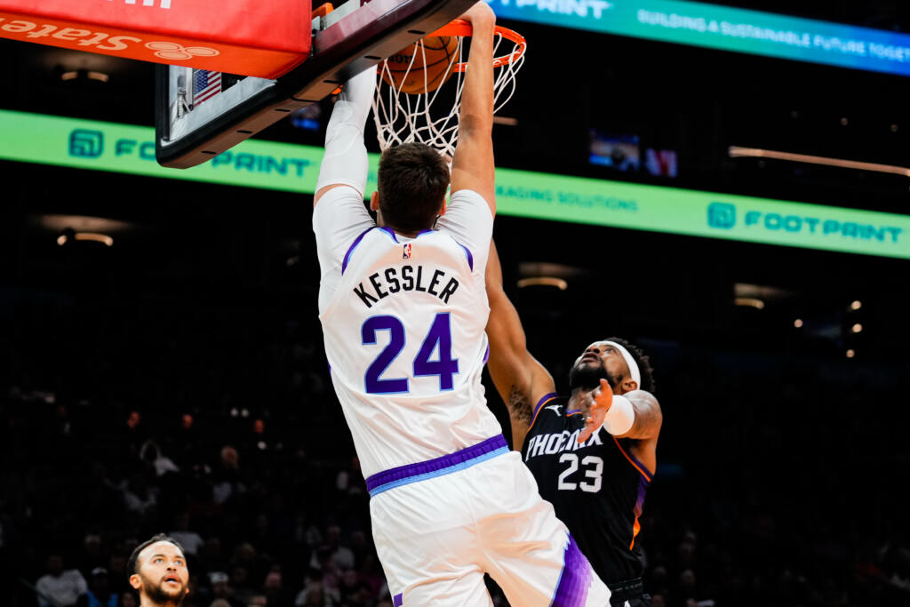 Nba Utah Jazz at Phoenix Suns - Easysportz - Photo Credit: © Arianna Grainey |