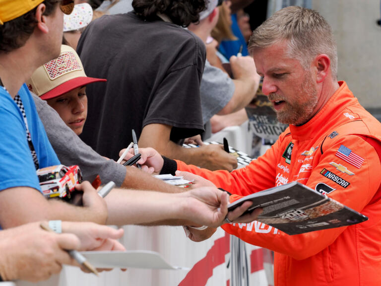 Nascar Oreilly Auto Parts Series Driver Justin Allgaier 7 Signs Autographs for Fans Saturday July 25 2026 Ahead of the - Easysportz -