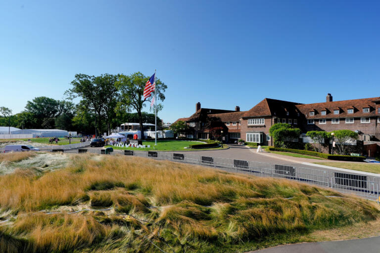 Fescue Grass in Front of the Clubhouse and All Around the Golf Course is One of Several Changes to the Detroit Golf Club Thats - Easysportz -
